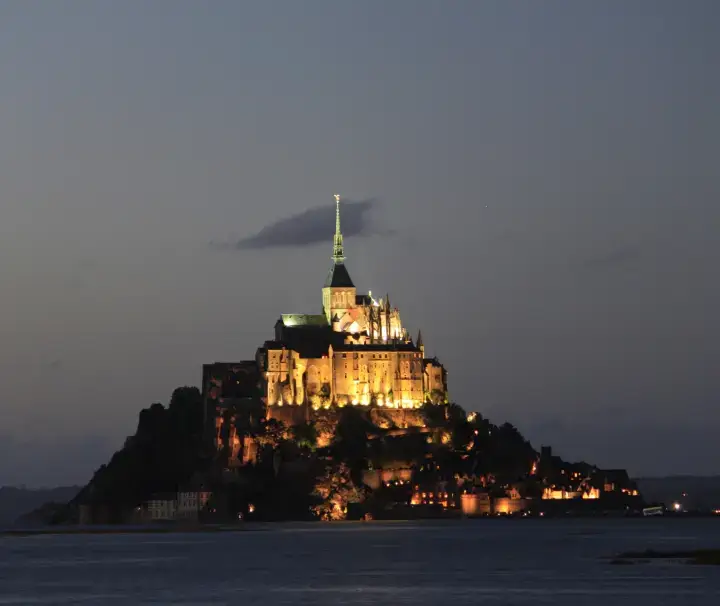 Loire Castles Tour From Paris
