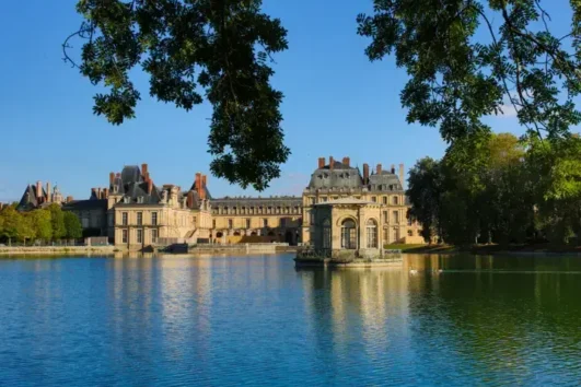 Paris Castles Tour